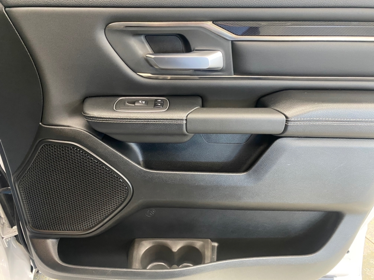 RAM 1500 Rebel Crew Cab SB 4WD 2020