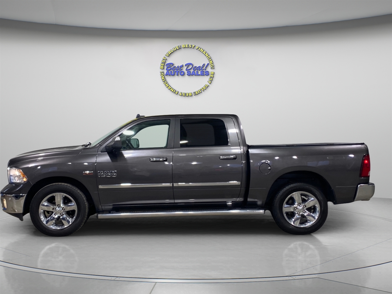 RAM 1500 Big Horn Crew Cab 4WD 2017