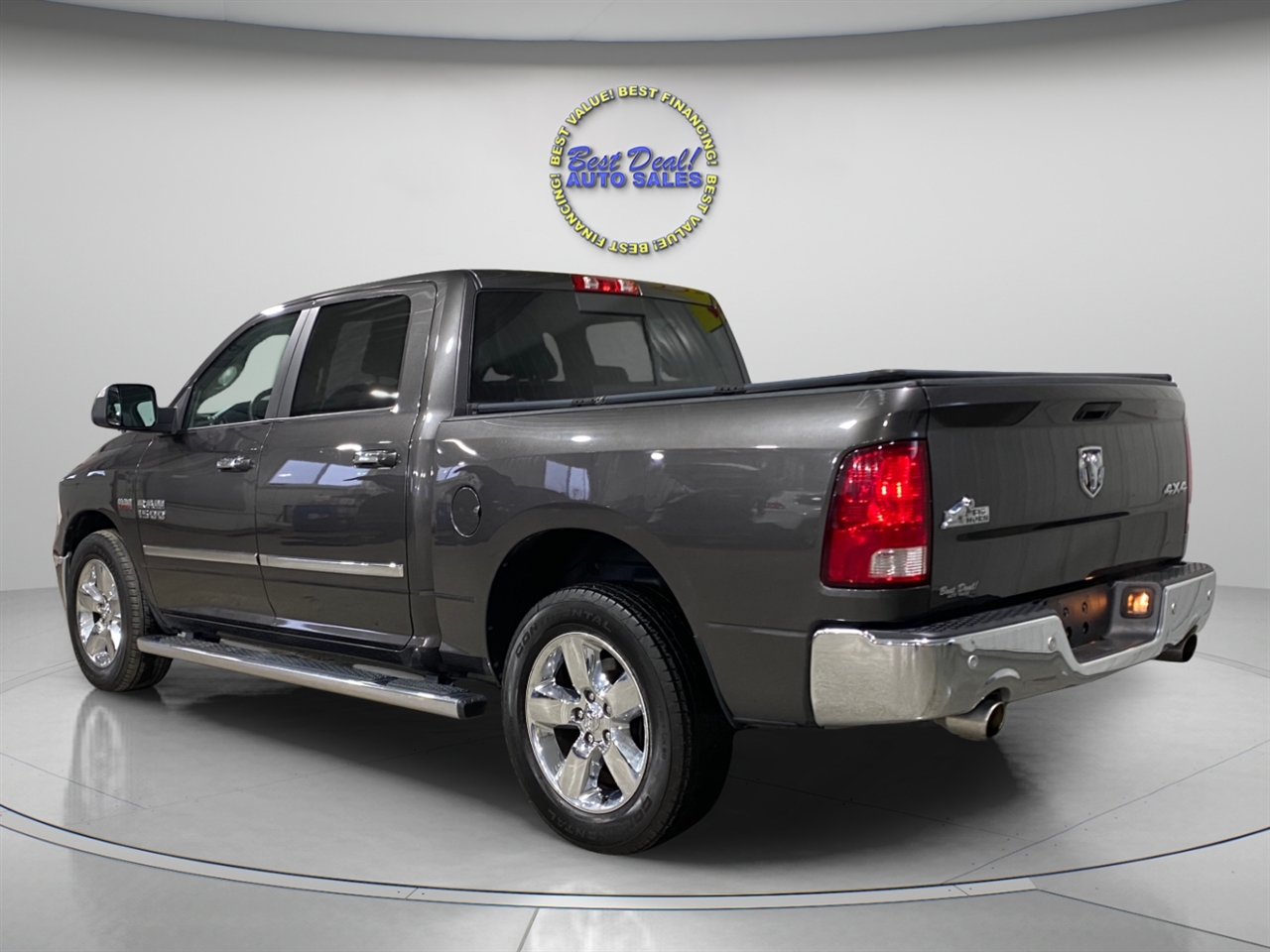 RAM 1500 Big Horn Crew Cab 4WD 2017