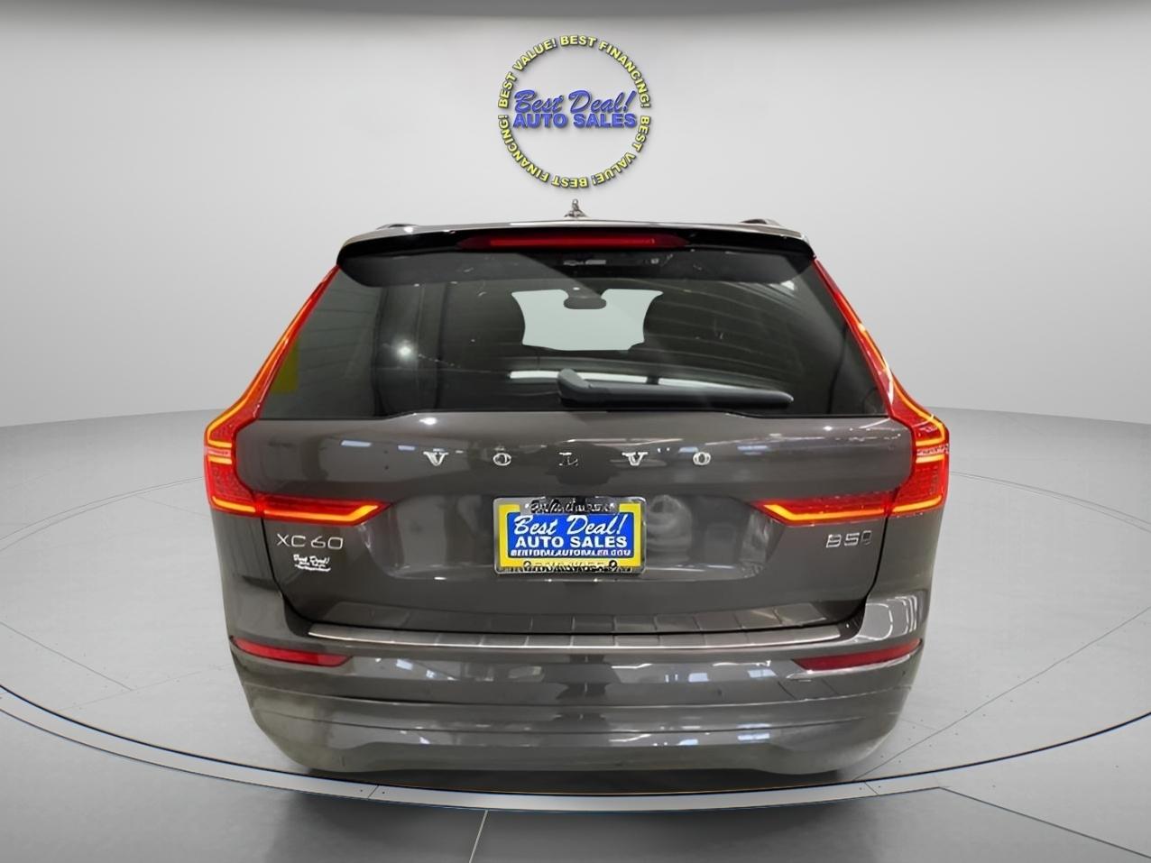 Volvo XC60 T8 Momentum Hybrid AWD 2022