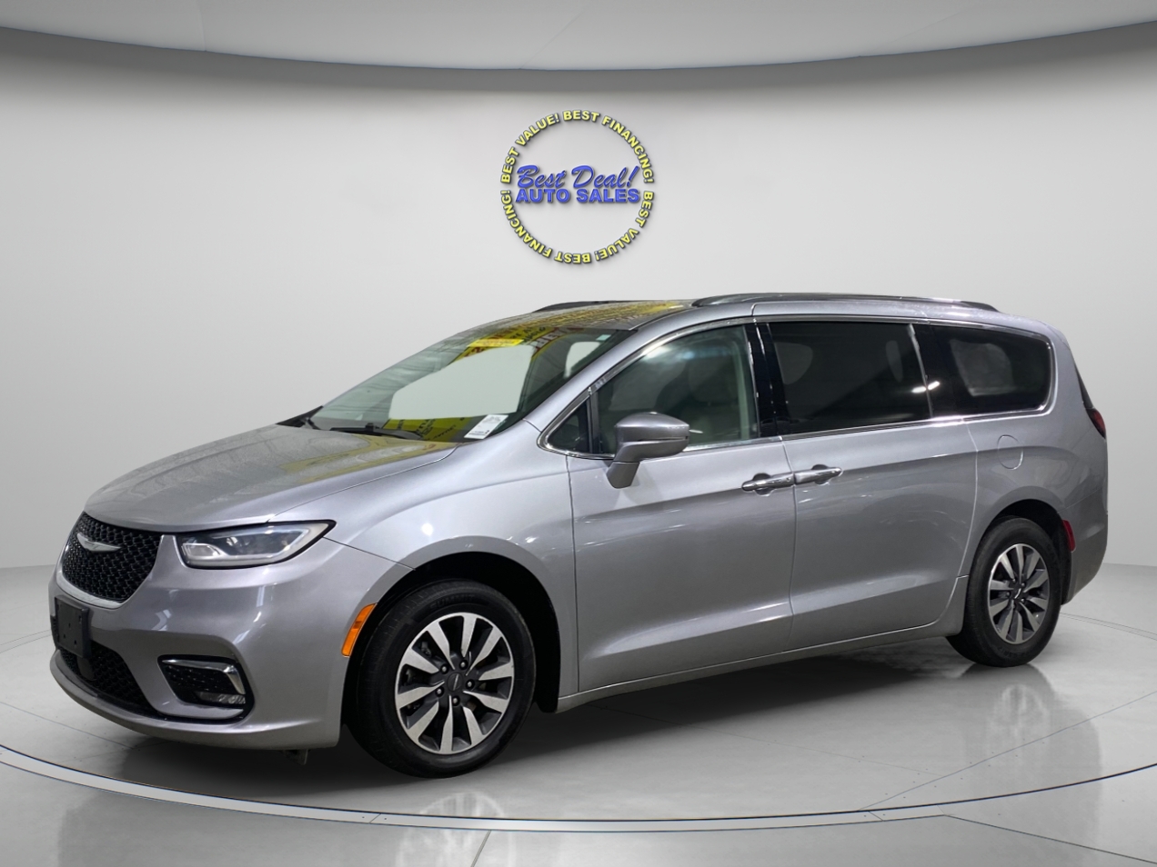 2021 Chrysler Pacifica Touring L's photo