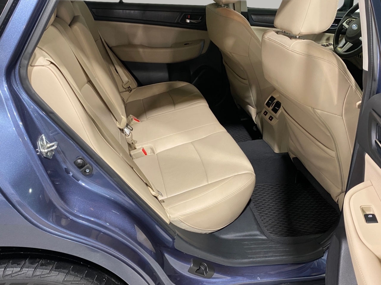 Subaru Outback 2.5i Limited 2015