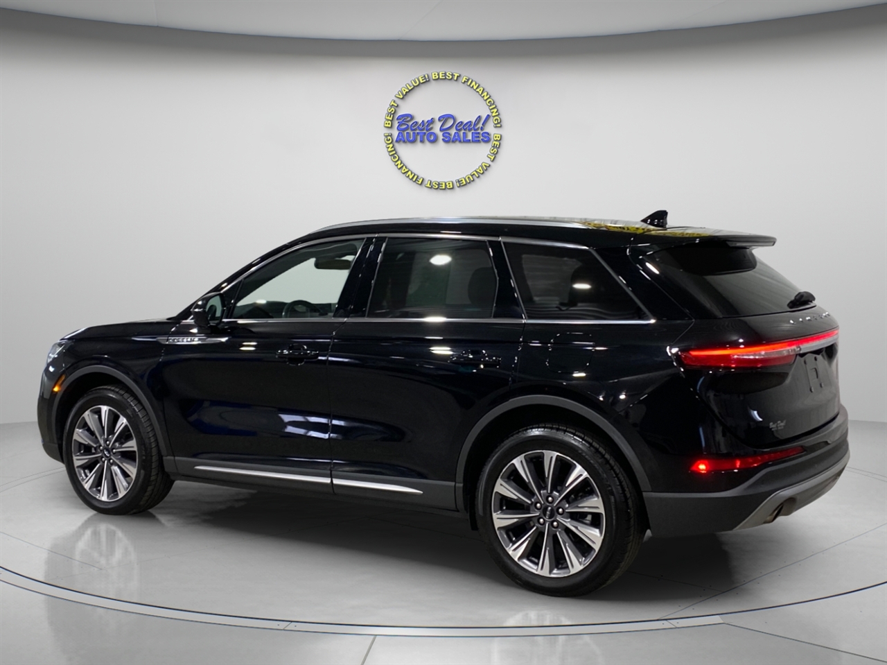 2020 Lincoln Corsair Reserve photo 3