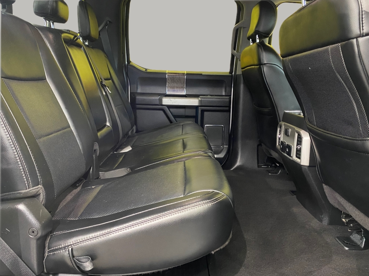 Ford F-350 SD Lariat Crew Cab SWB 4WD 2019