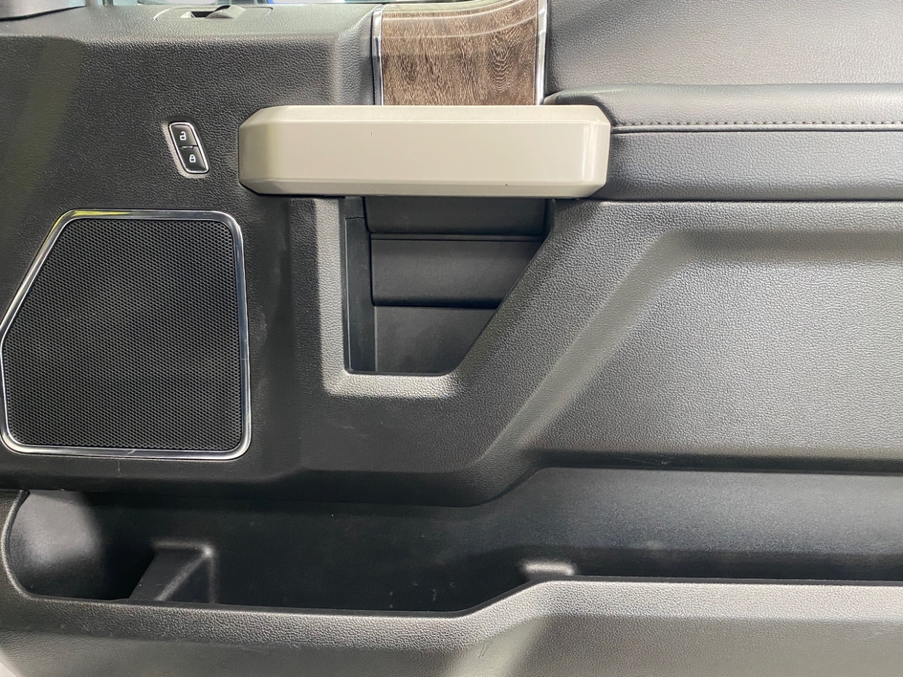 Ford F-350 SD Lariat Crew Cab SWB 4WD 2019