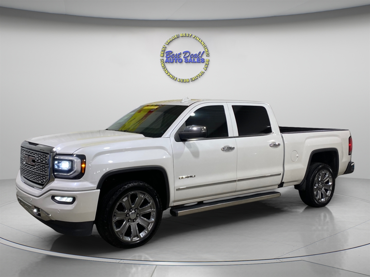 2016 GMC Sierra 1500 Denali Crew Cab Long Box 4WD