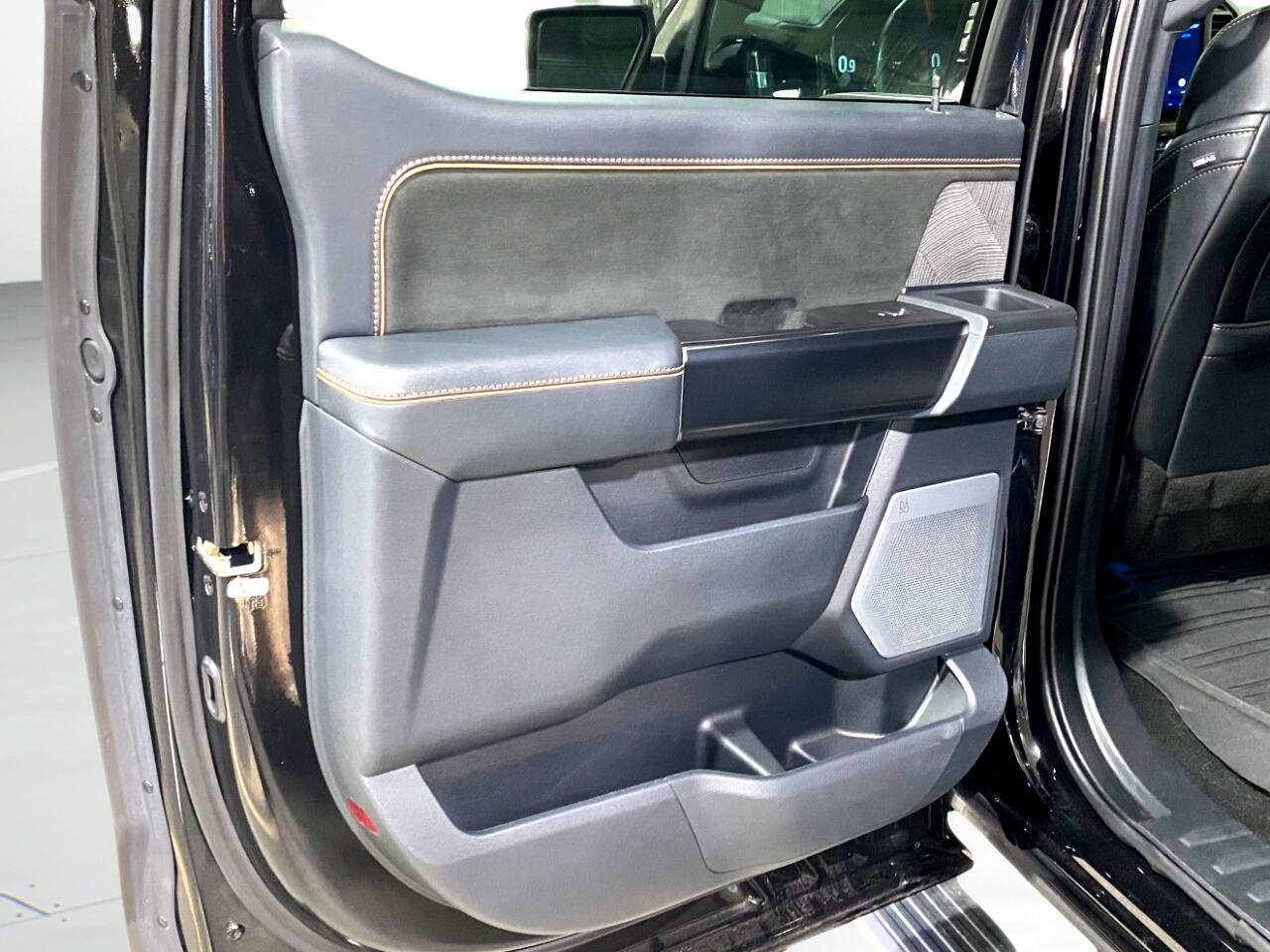 Ford F-150 Platinum SuperCrew 4WD 2022