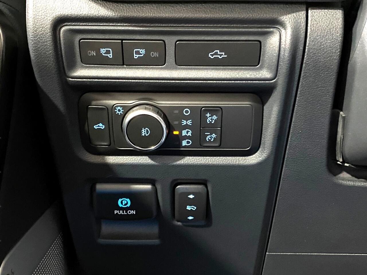 Ford F-150 Platinum SuperCrew 4WD 2022