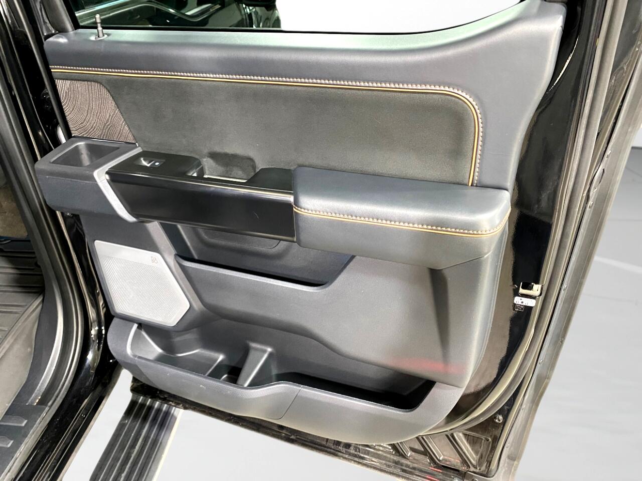 Ford F-150 Platinum SuperCrew 4WD 2022