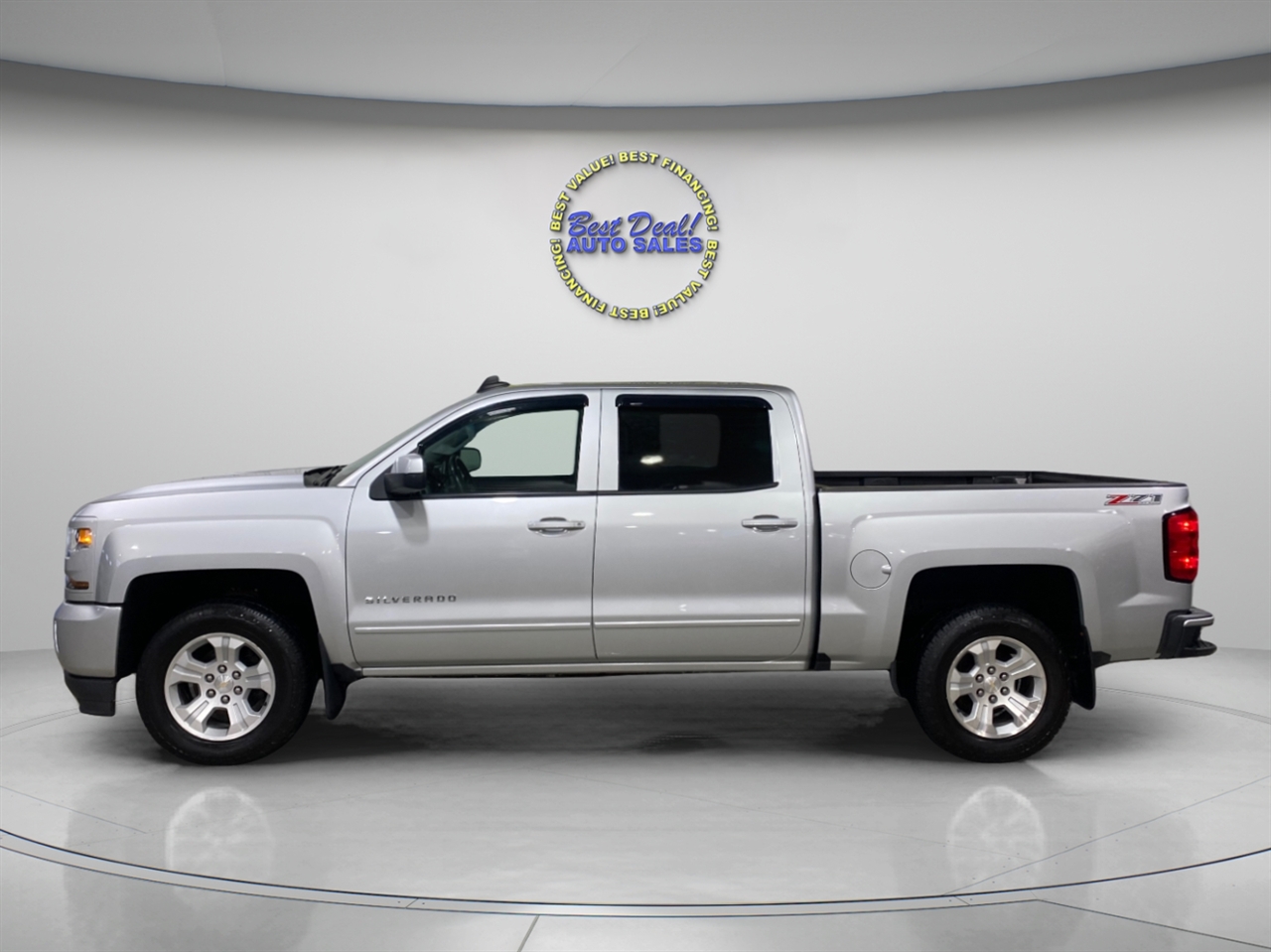 Chevrolet Silverado 1500 LT Crew Cab 4WD 2017