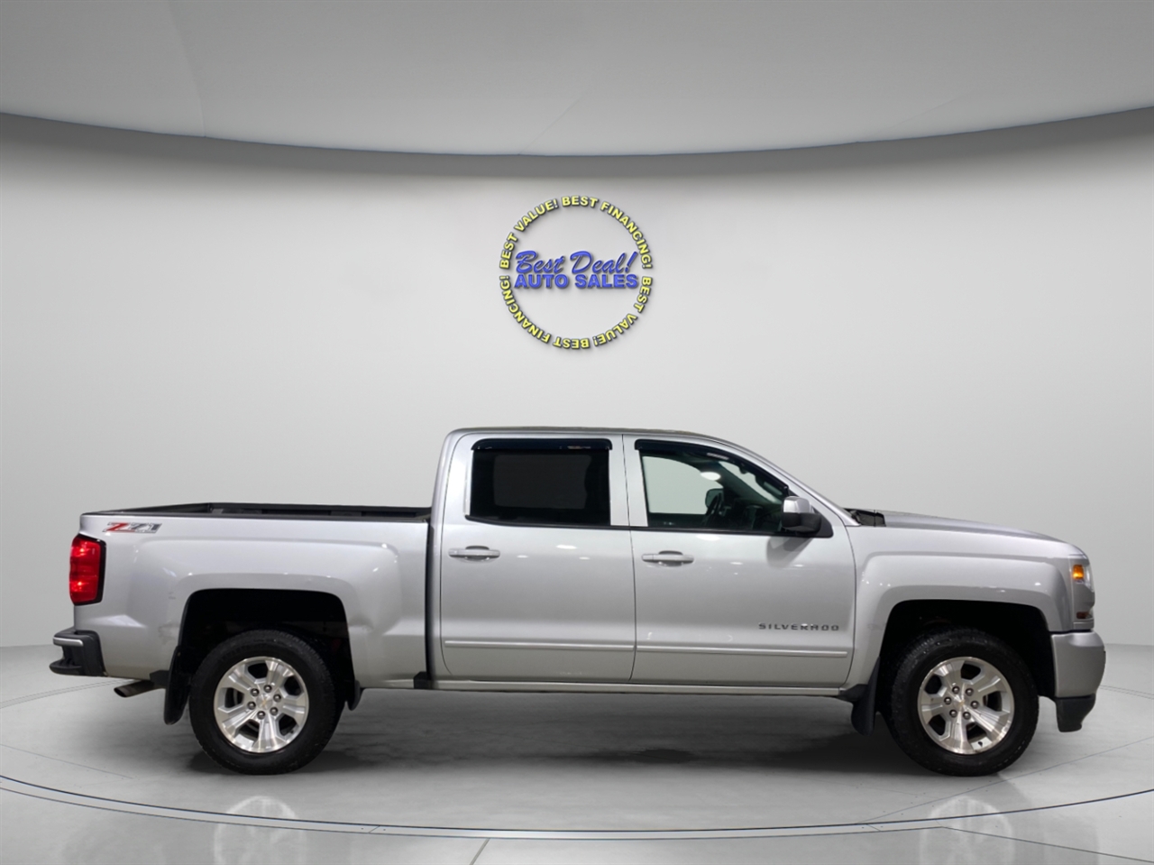 Chevrolet Silverado 1500 LT Crew Cab 4WD 2017