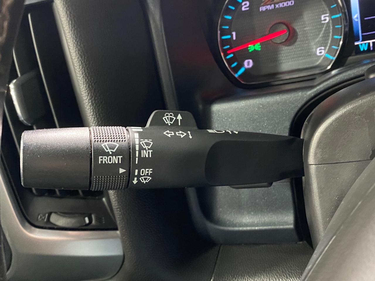 Chevrolet Silverado 1500 LT Crew Cab 4WD 2017