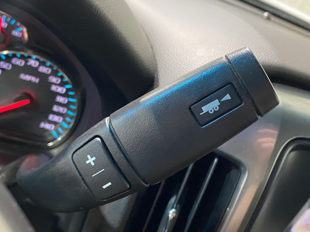 Chevrolet Silverado 1500 LT Crew Cab 4WD 2017