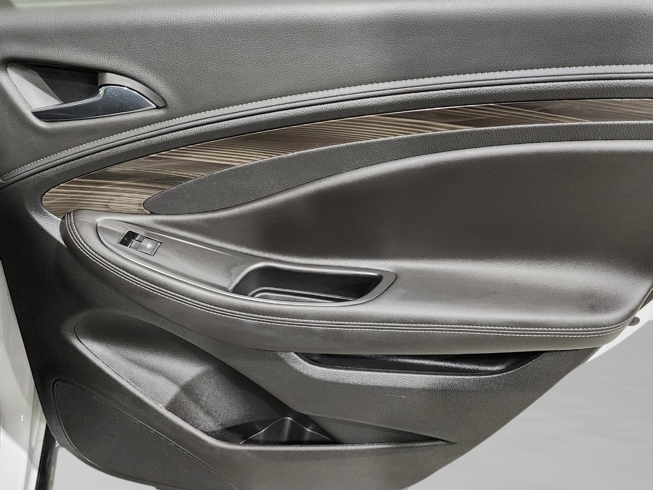 Buick Envision  2019