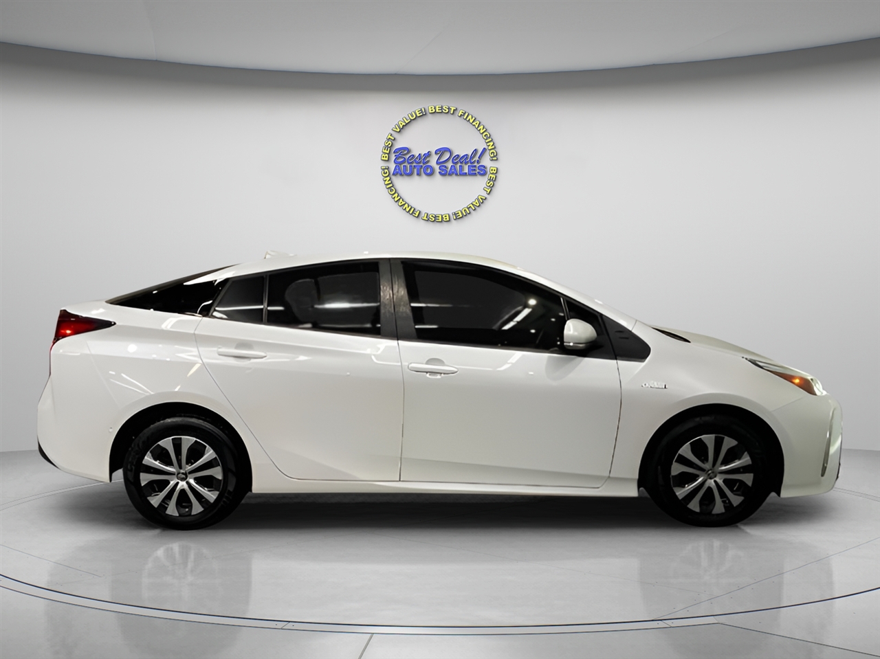 Toyota Prius LE AWD-e 2022