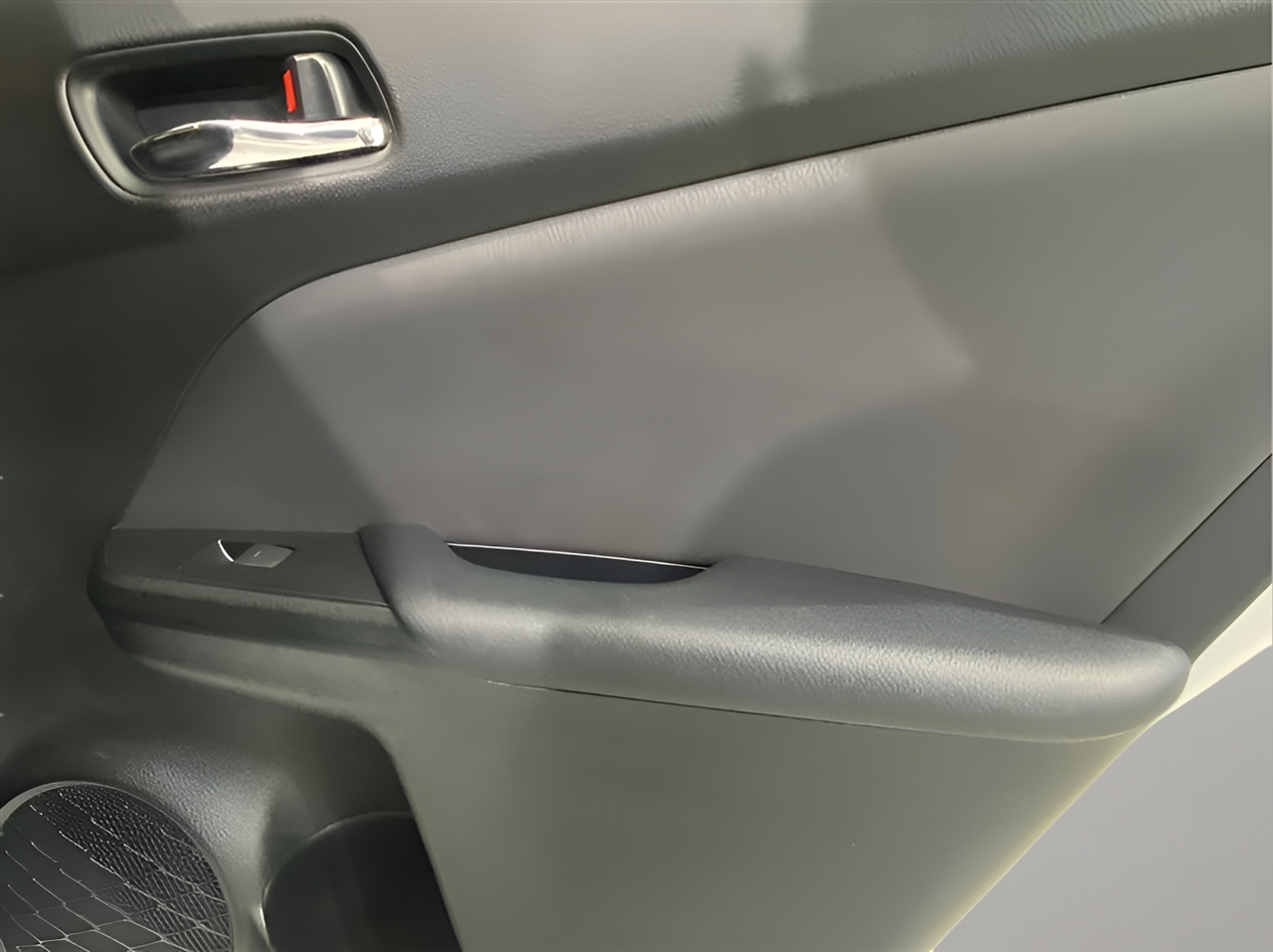 Toyota Prius LE AWD-e 2022