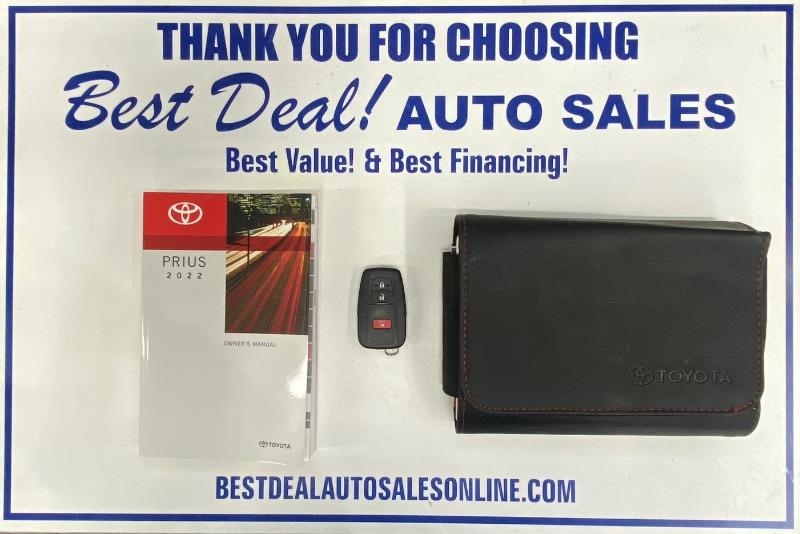 Toyota Prius LE AWD-e 2022