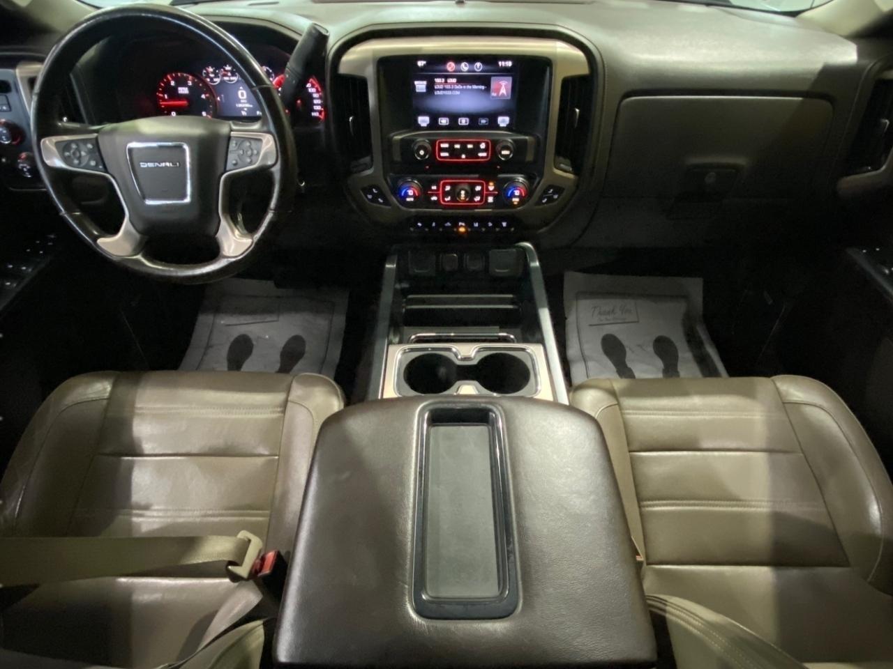 GMC Sierra 2500HD Denali Crew Cab 4WD 2015
