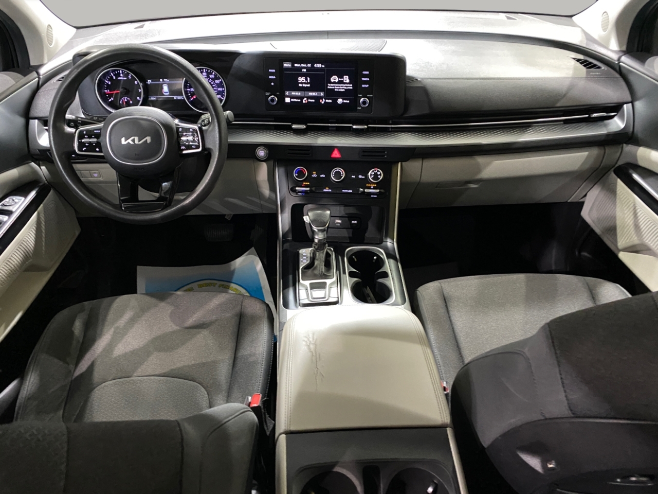 Kia Carnival LX 2023