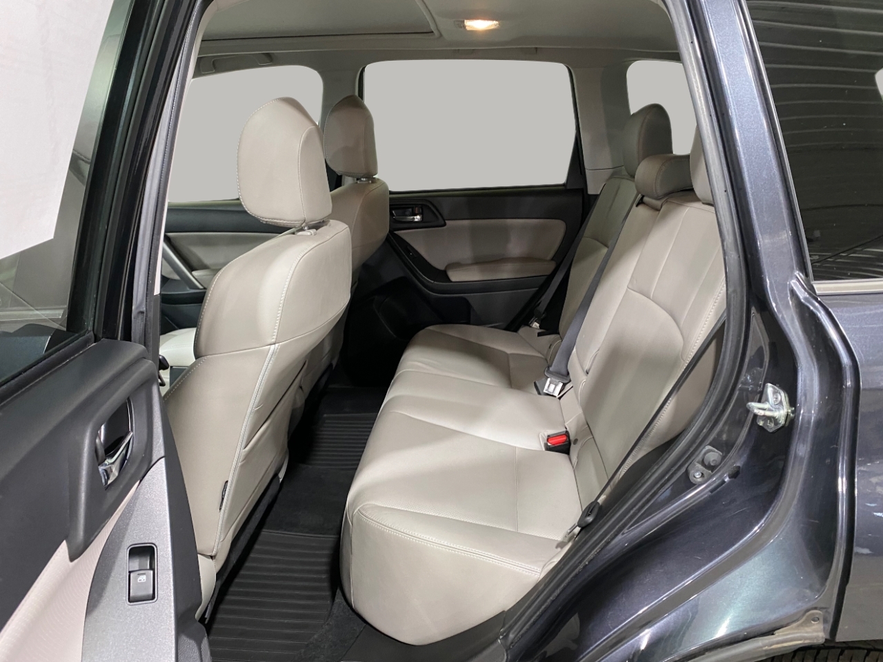 Subaru Forester 2.5i Limited 2015