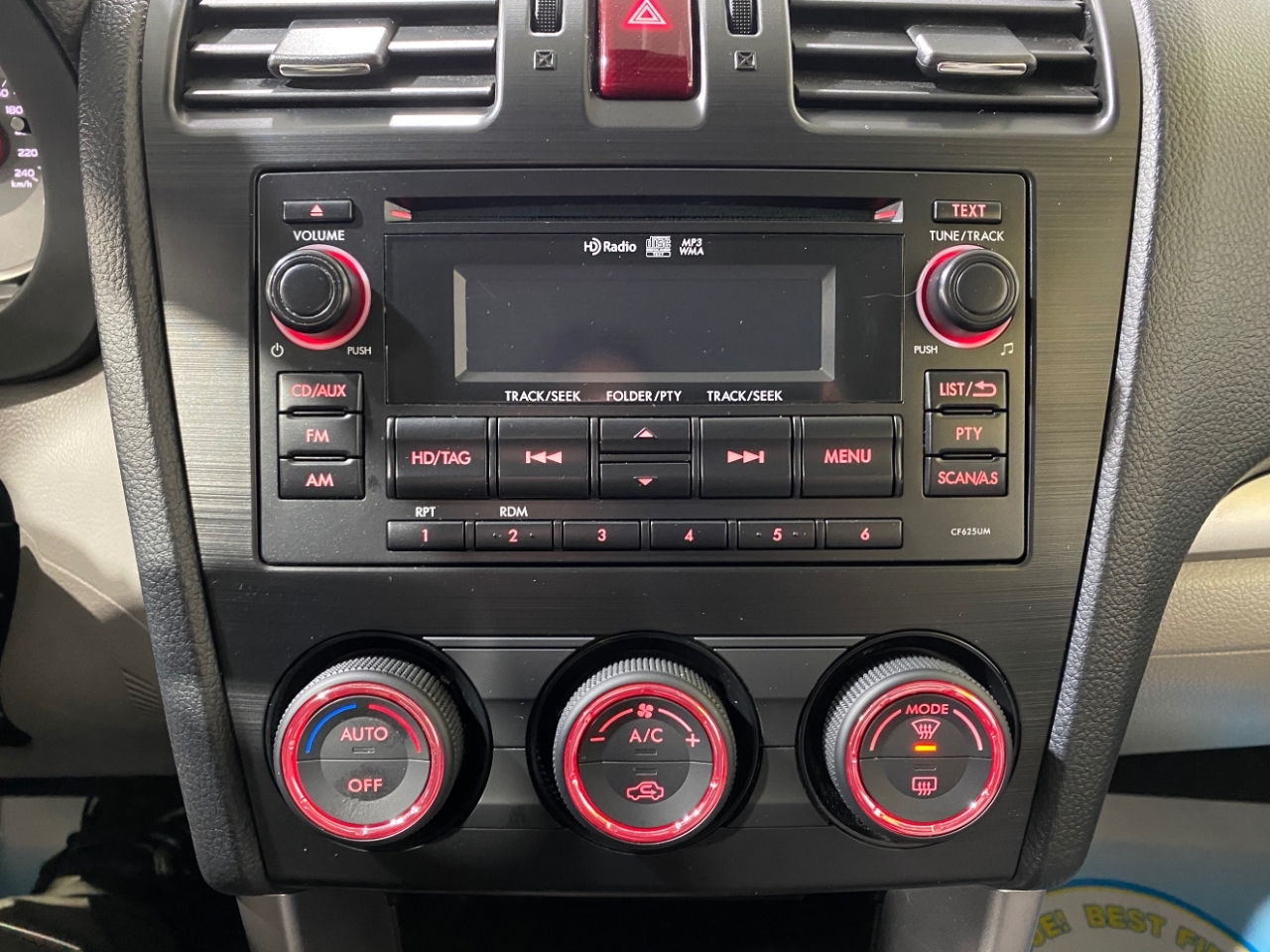 Subaru Forester 2.5i Limited 2015