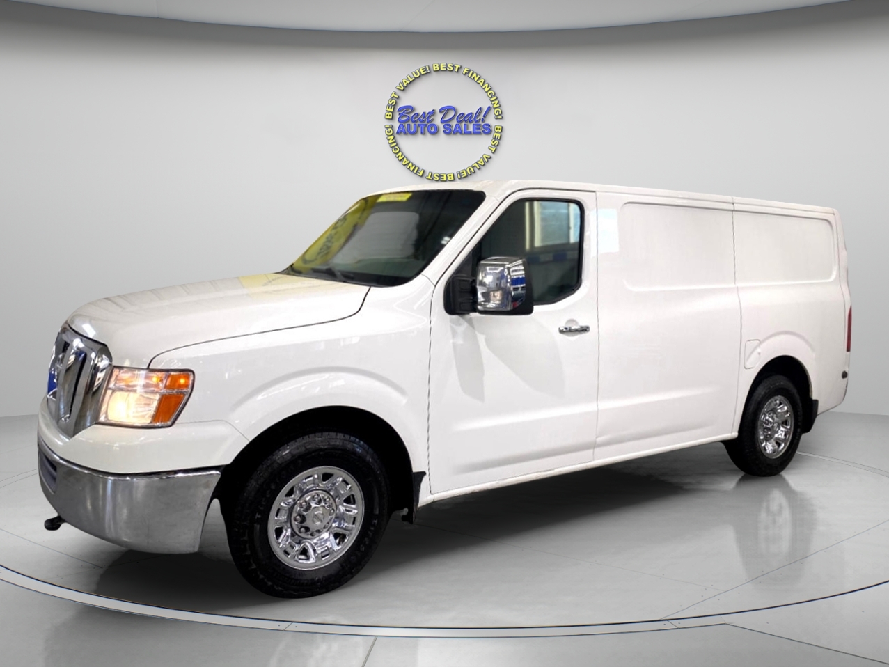 2019 Nissan NV Cargo SL's photo