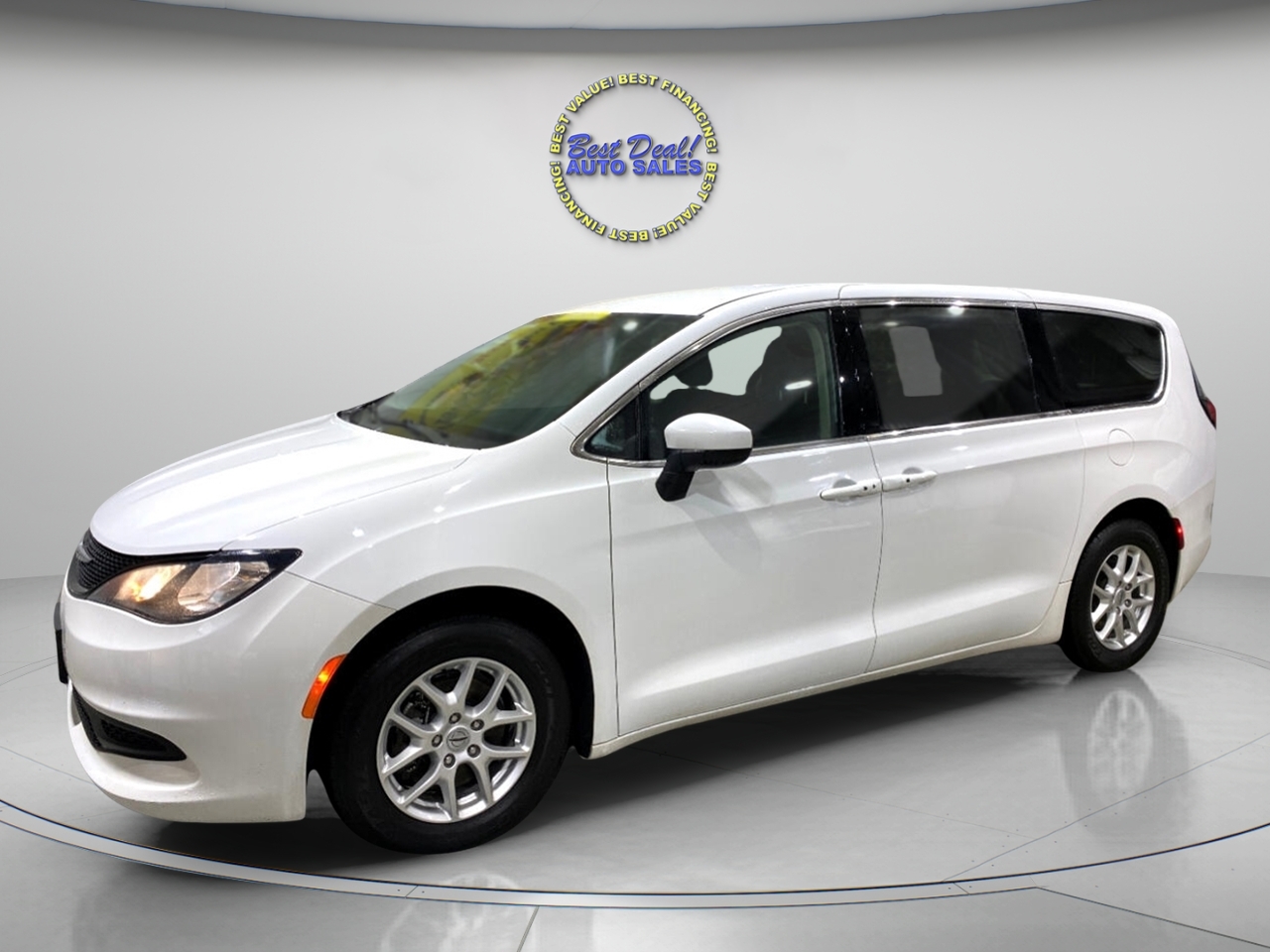 2022 Chrysler Voyager LX