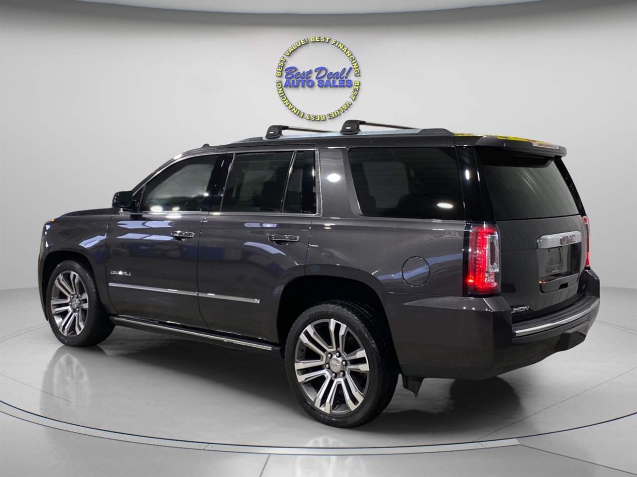 GMC Yukon Denali 4WD 2018