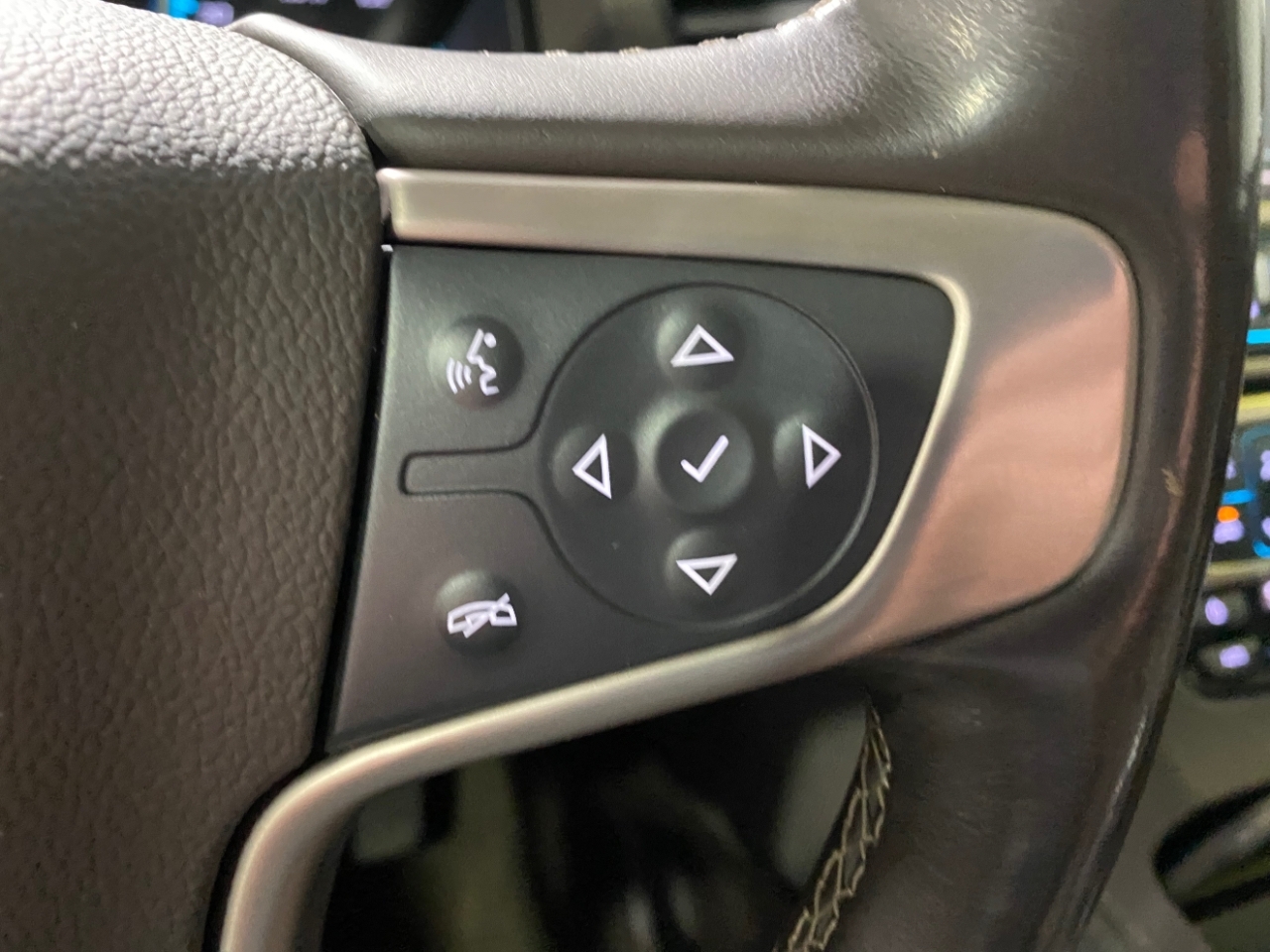 GMC Yukon Denali 4WD 2018