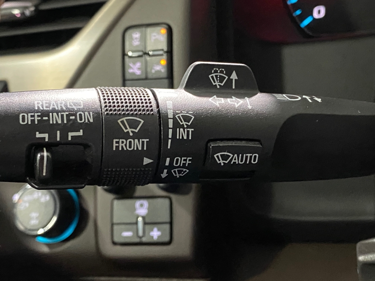 GMC Yukon Denali 4WD 2018