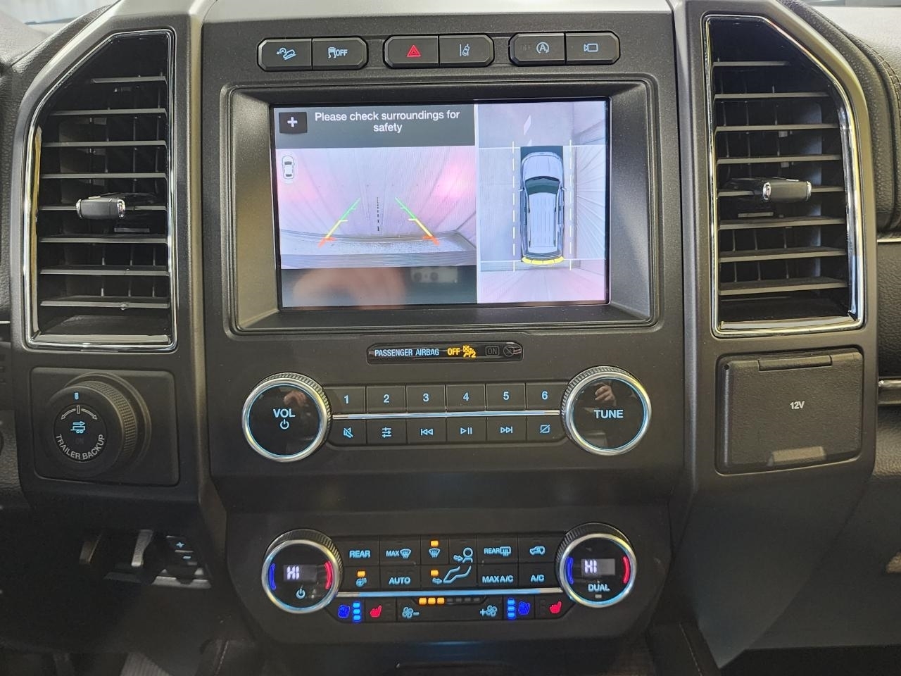 Ford Expedition  2019