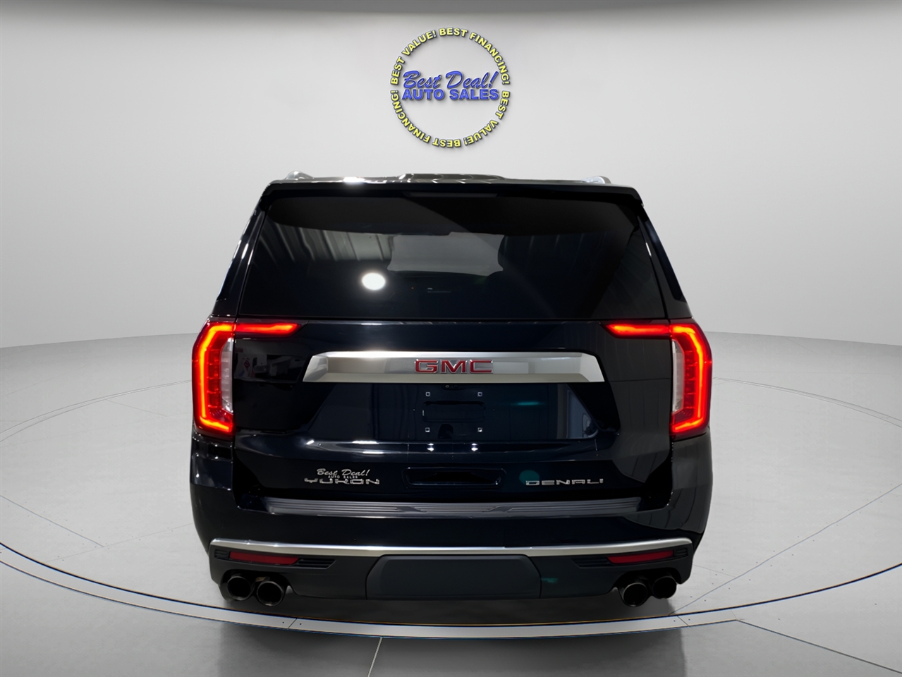 GMC Yukon Denali 4WD 2021