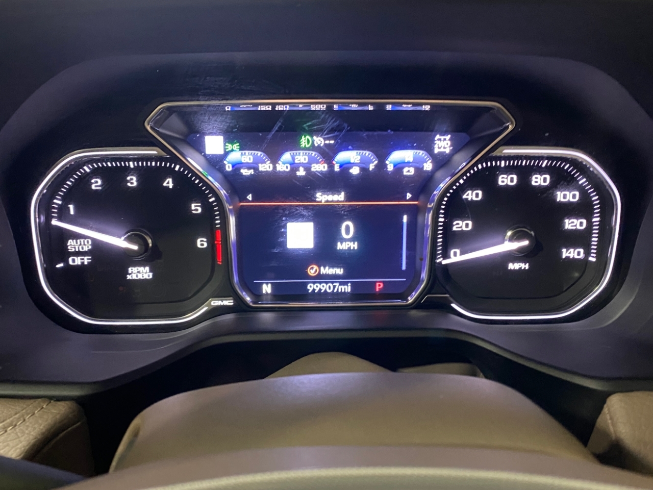 GMC Yukon Denali 4WD 2021