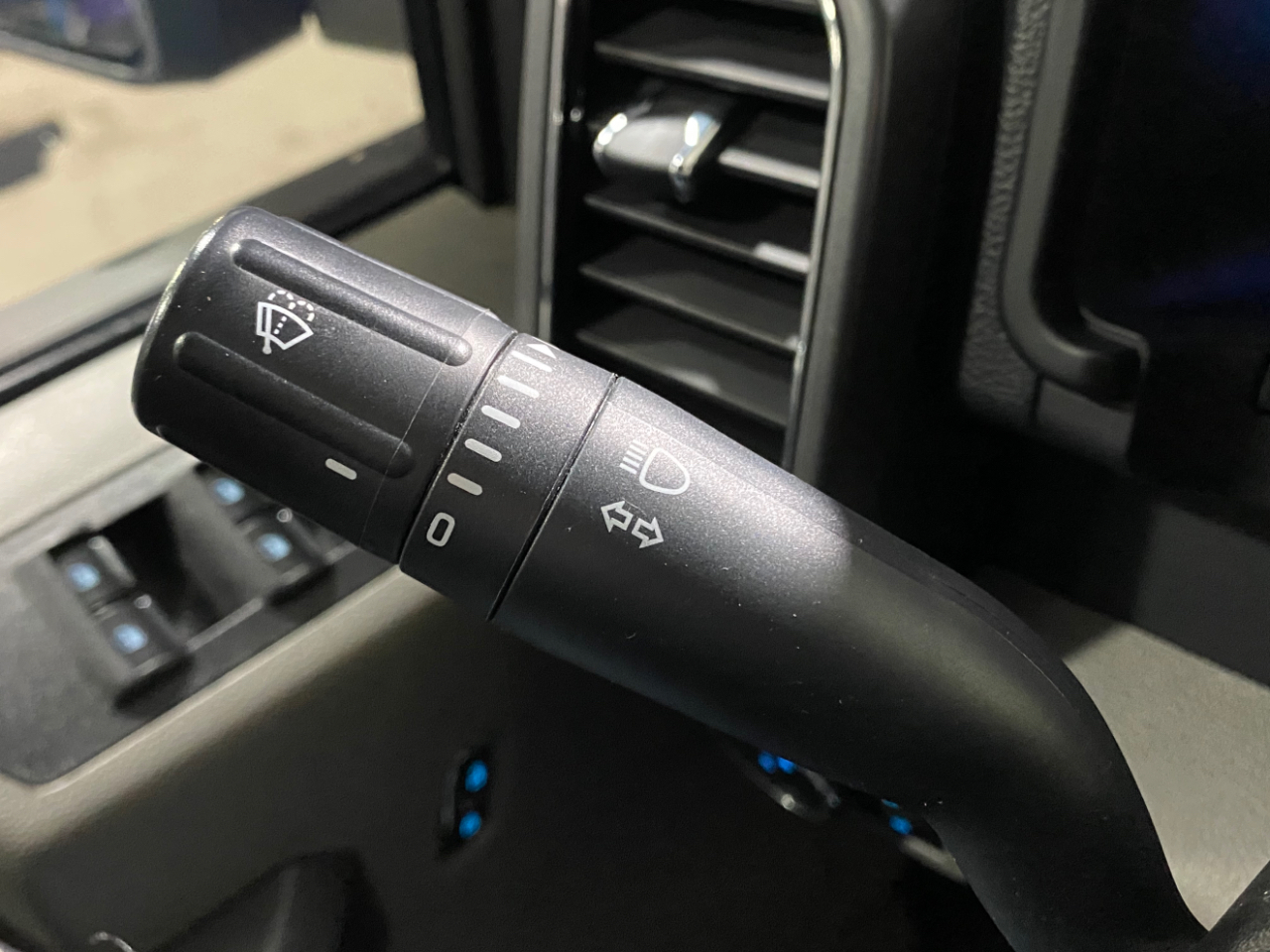 Ford F-150 XLT SuperCrew 6.5-ft. Bed 4WD 2020