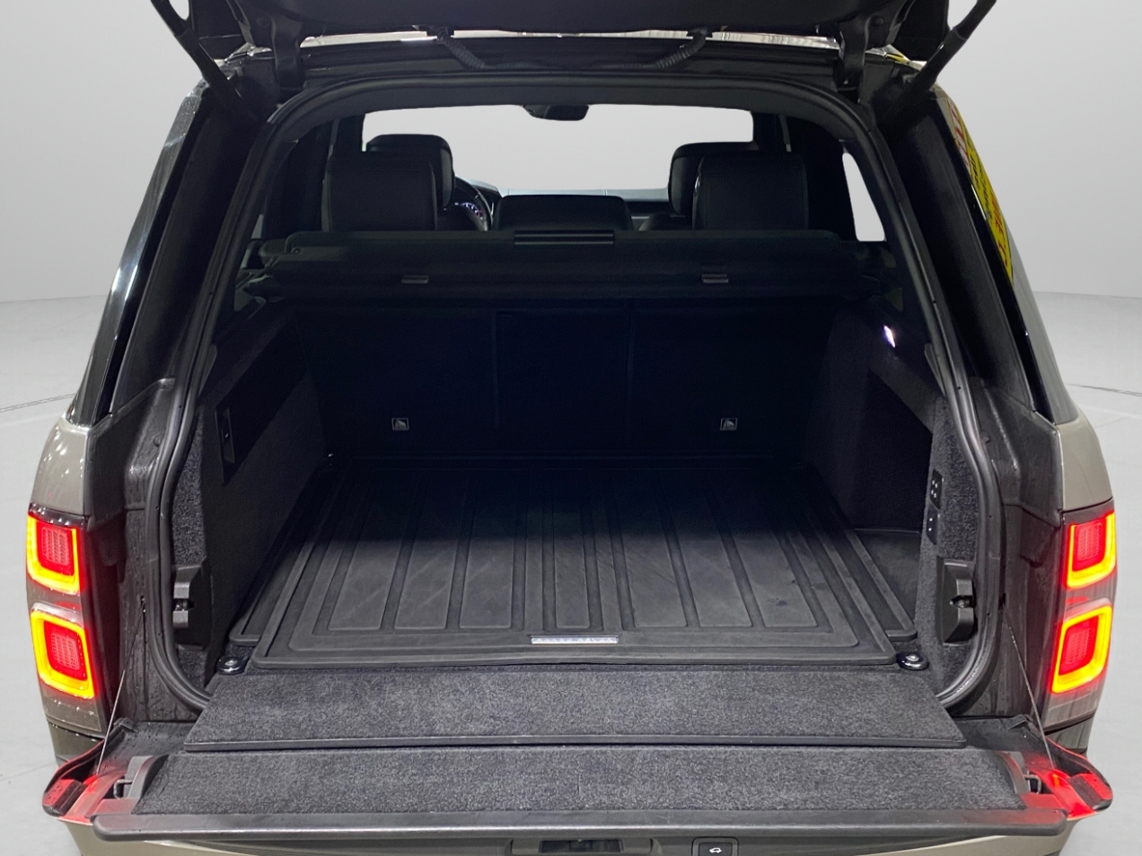 Land Rover Range Rover Supercharged 2019