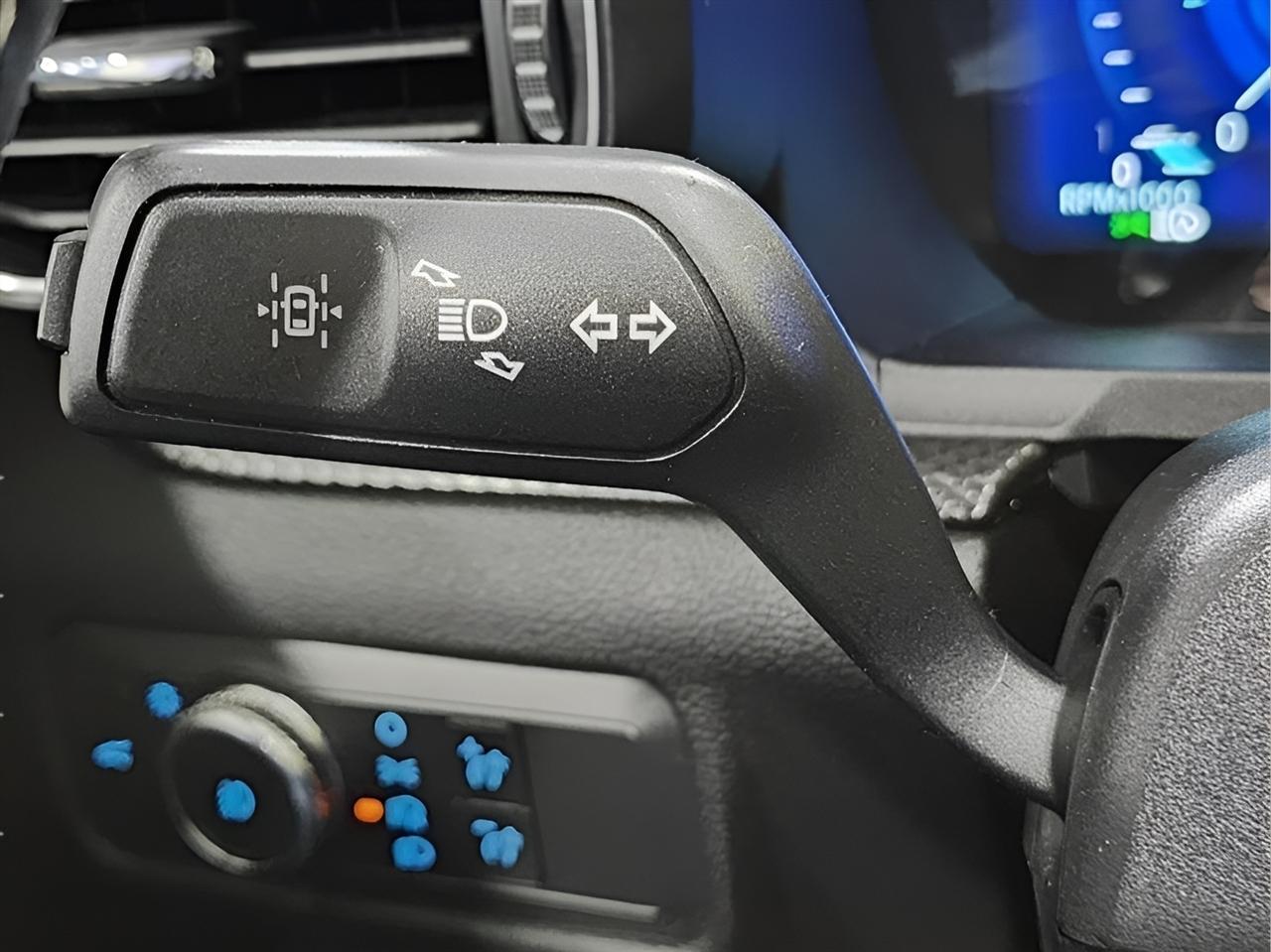 Ford Explorer  2021
