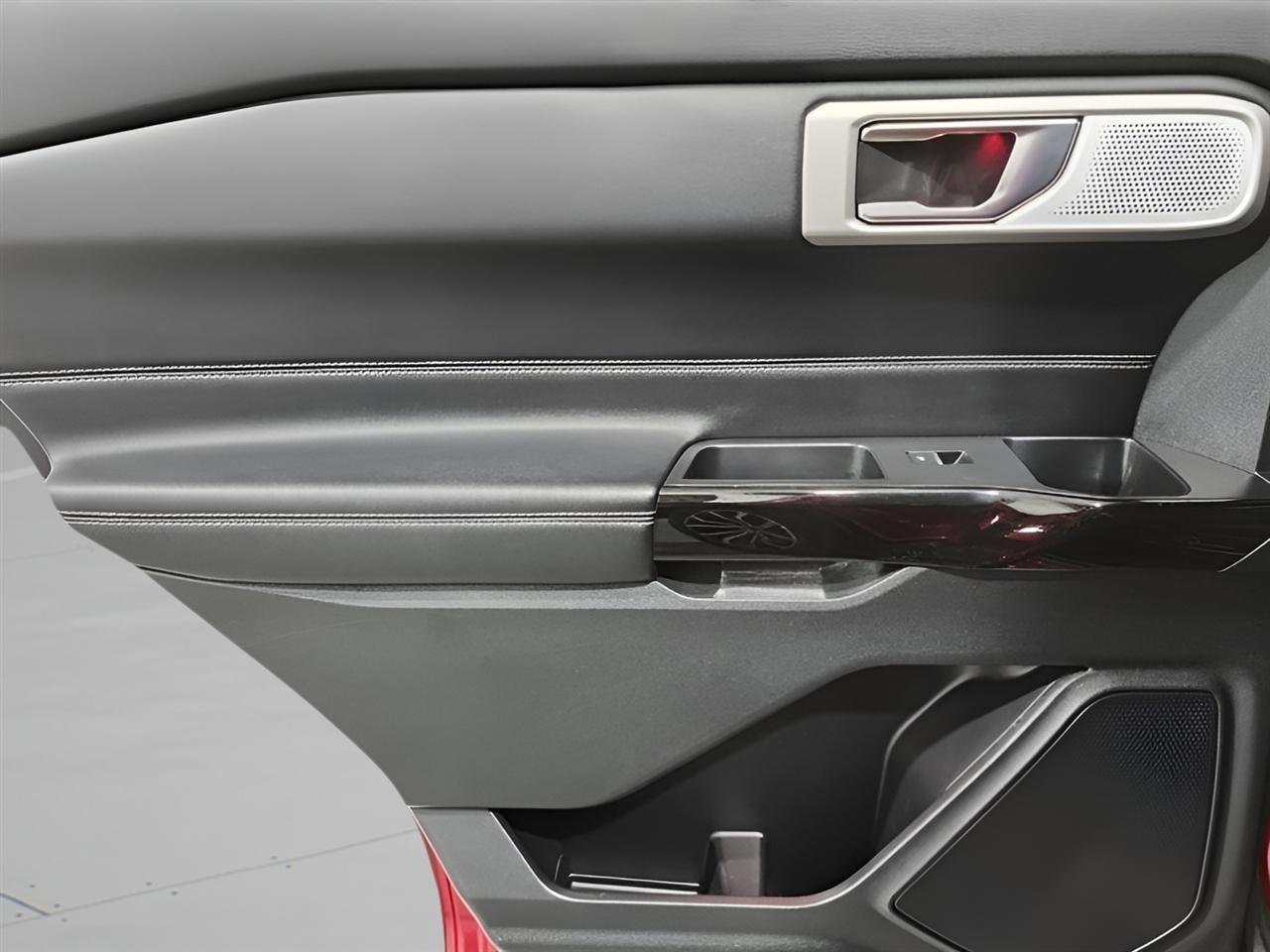 Ford Explorer  2021