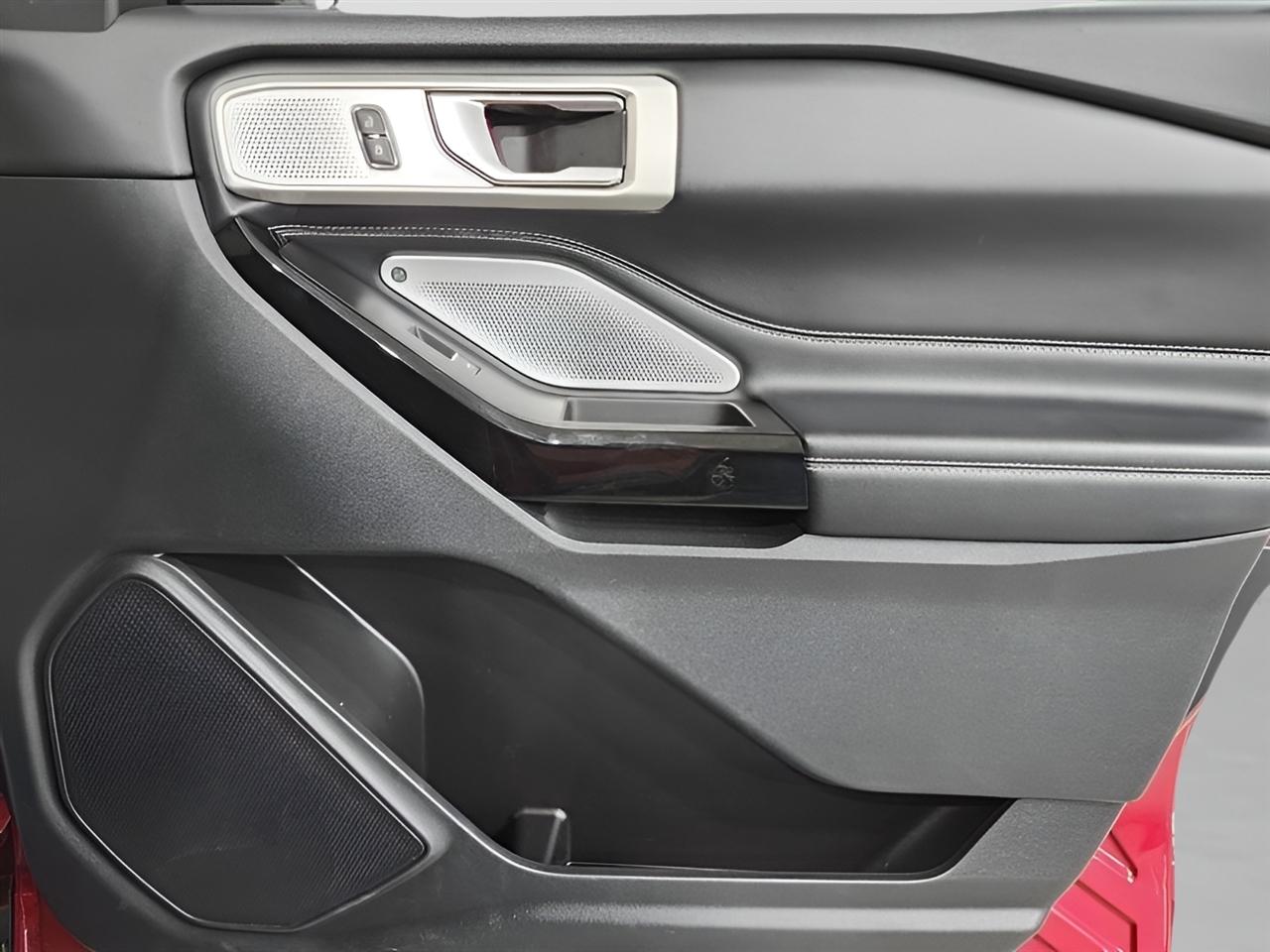 Ford Explorer  2021