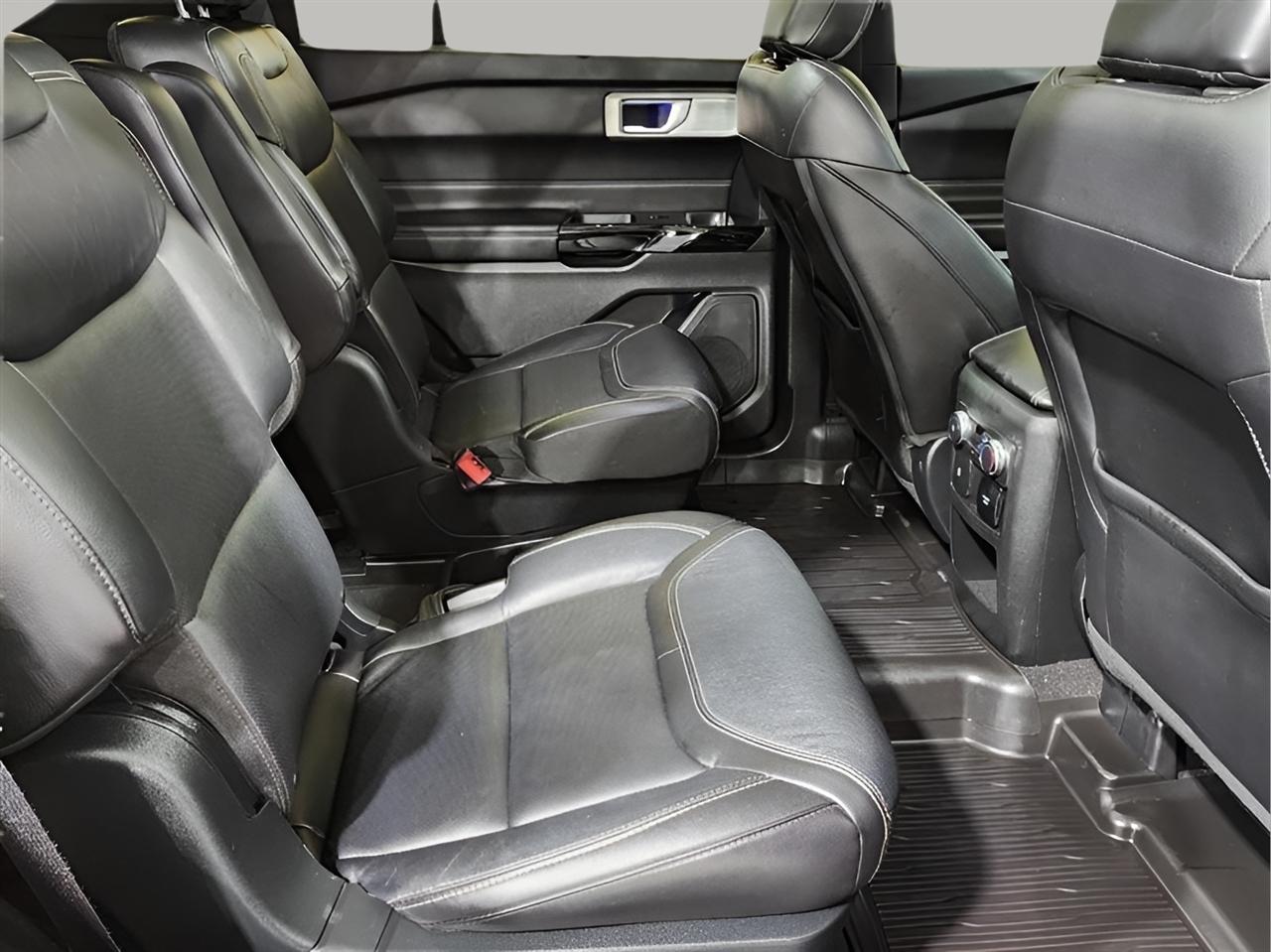 Ford Explorer  2021