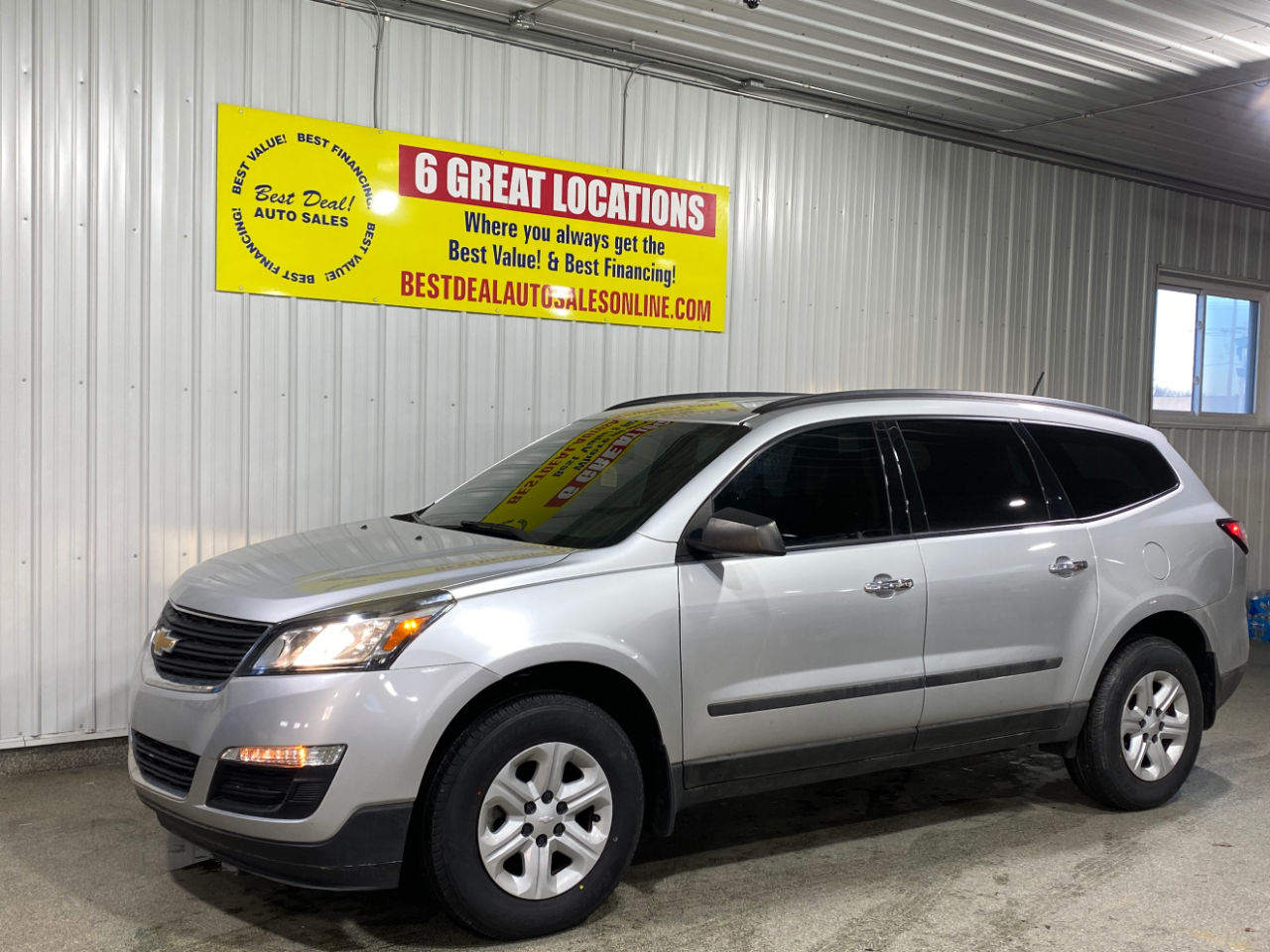 2017 Chevrolet Traverse LS FWD