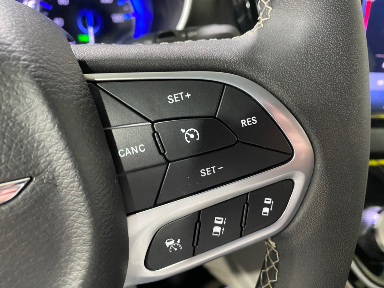 Chrysler Pacifica Touring L 2023