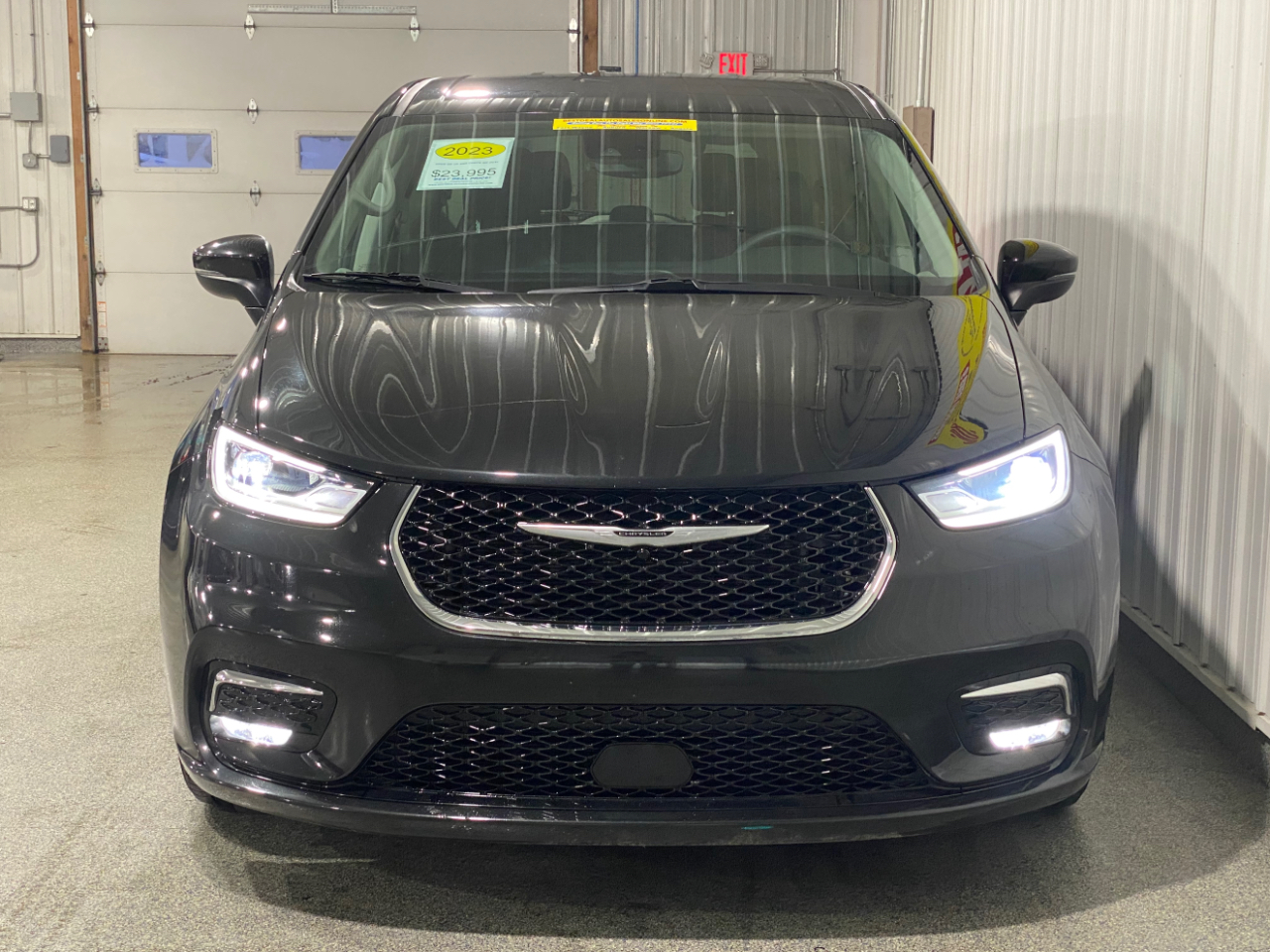 Chrysler Pacifica Touring L 2023