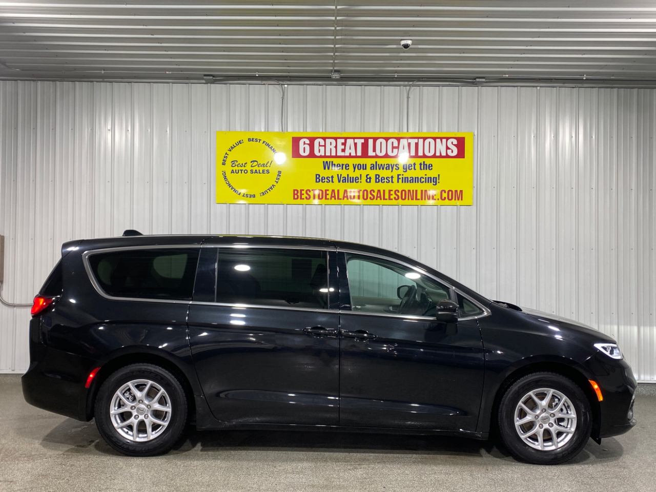 Chrysler Pacifica Touring L 2023