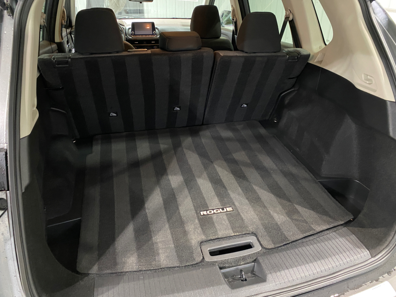 Nissan Rogue SV AWD 2023