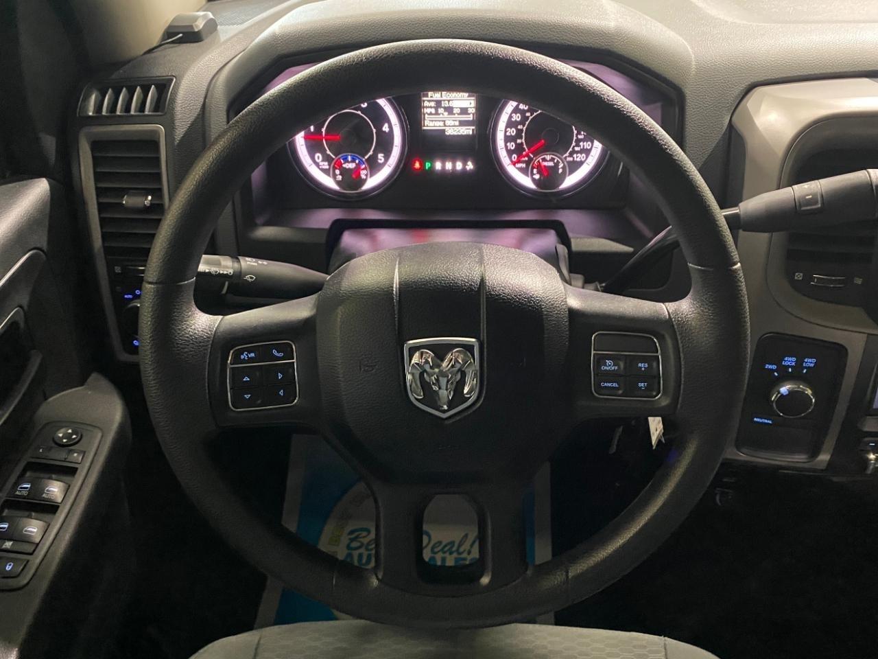 RAM 2500 Tradesman Crew Cab SWB 4WD 2018