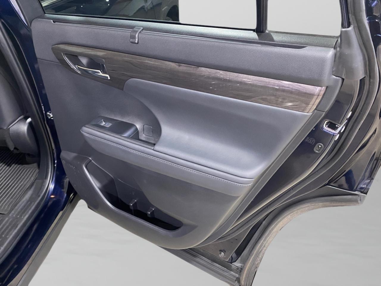 Toyota Highlander Platinum AWD V6 2022