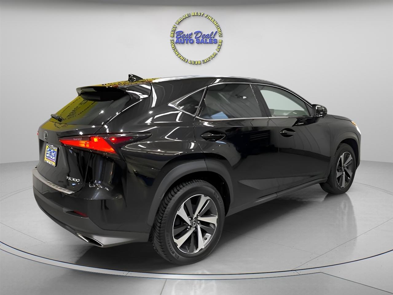 Lexus NX 300 Base AWD 2019