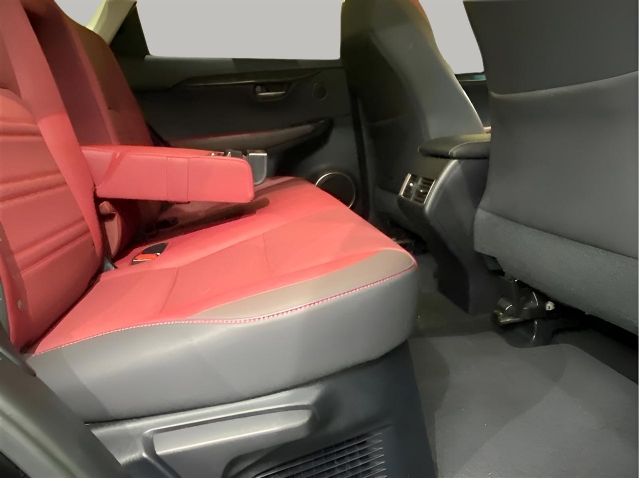 Lexus NX 300 Base AWD 2019