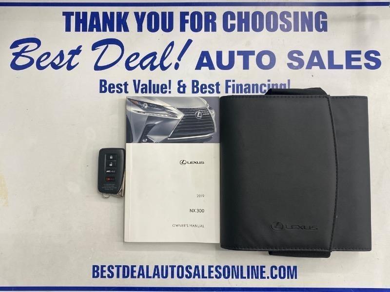 Lexus NX 300 Base AWD 2019