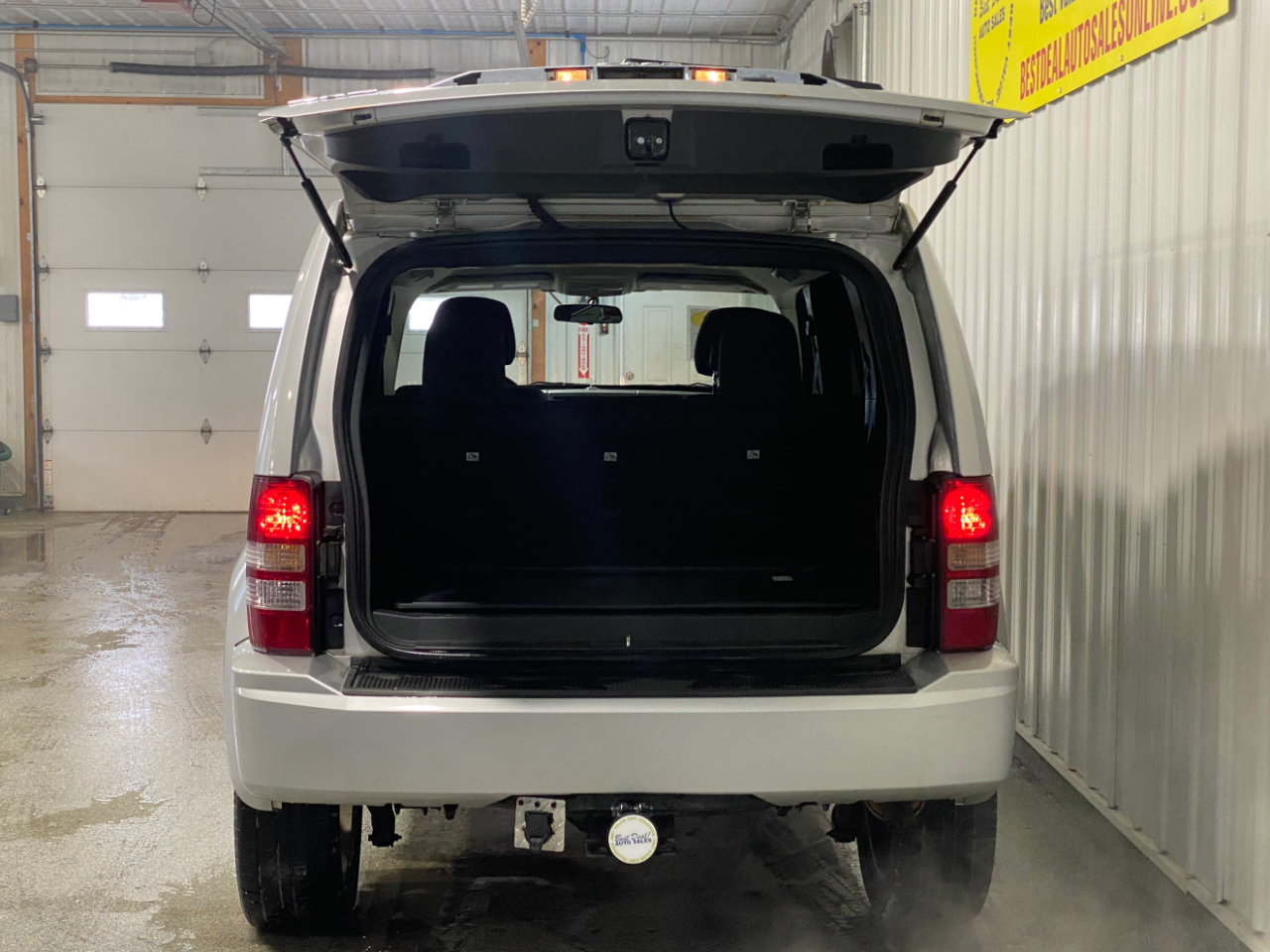 Jeep Liberty Sport 4WD 2011